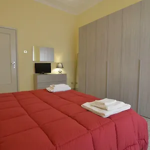 Bed & Breakfast Efesto, Aeroporto di Catania Fontana Rossa